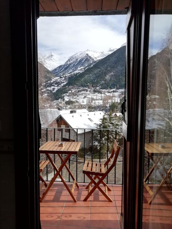 サジェント・デ・ガジェゴApartamento Familiar Con Vistas Y Garage La Portiechaアパートメント エクステリア 写真